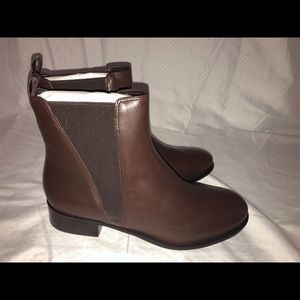 Talbots Walnut Brown Ankle Boots